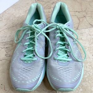 Asics Kayano 26 • Size 10 • Light Green and Gray